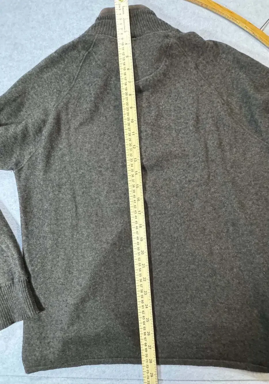 The North Face Men's Half-Zip sweater brown